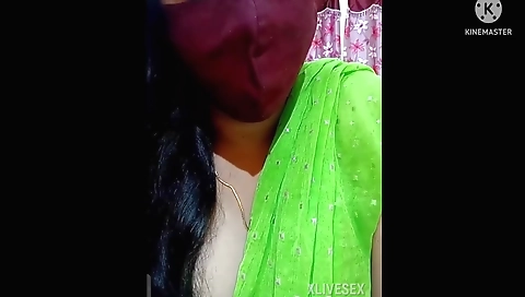 Desi Indian Aunty Sexy Figure