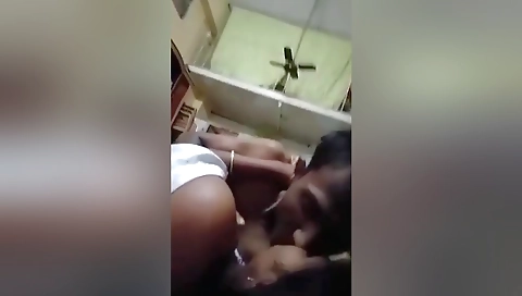 Today Exclusive- Hot Desi Couple Romance And Fucked 2