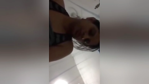 Today Exclusive-sexy Lankan Wife Blowjob And Fucked 2