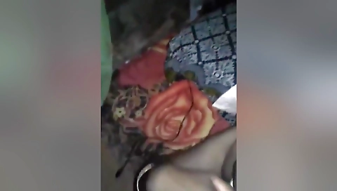 Today Exclusive -desi Cpl Romance And Boobs Pressing 2