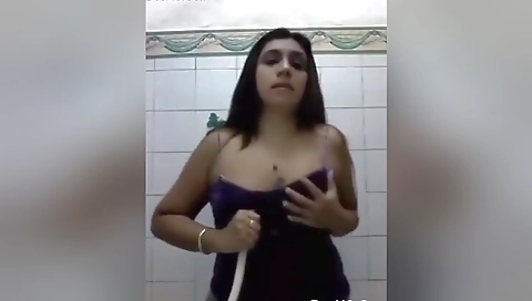 Today Exclusive-hot Indian Bhabhi Showing Her Boobs And Pussy 11