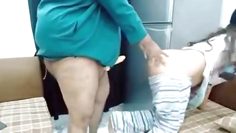 Pakistani Wife Cheating With X Boyfriend While Fridge Cleaning With Dirty Talking