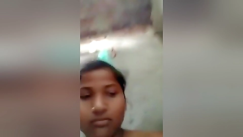 Desi Girl Bathing And Fucking 4