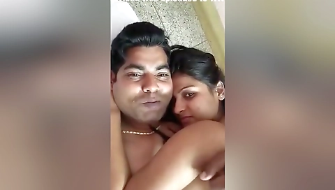 Today Exclusive- Desi Lover Kissing