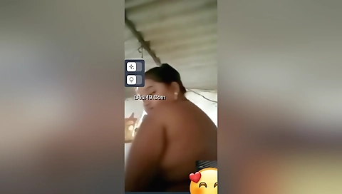 Today Exclusive- Village Bhabhi Shows Her Boobs And Pussy