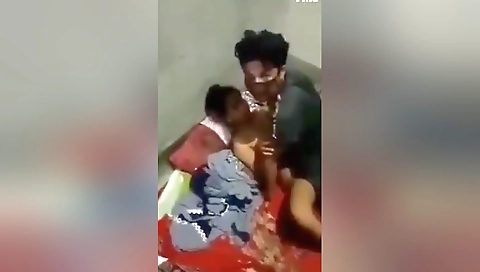 Desi Gf Sharing Sex Mms