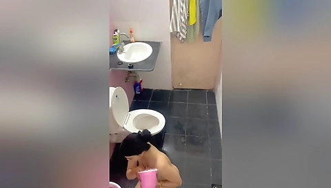 Today Exclusive-bhabhi Bathing Capture In