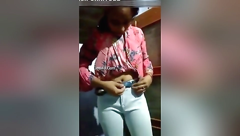 Today Exclusive- Cute Village Girl Shows Her Boobs And Pussy 2