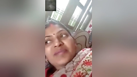 Today Exclusive-sexy Desi Girl Shows Boobs And Pussy 2