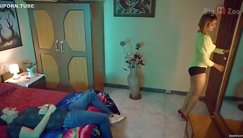 Today Exclusive- Gup Chup Nri Client 1