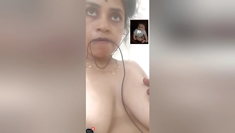 Today Exclusive- Desi Bhabhi Shows Her Boobs And Pussy Masturbating 3