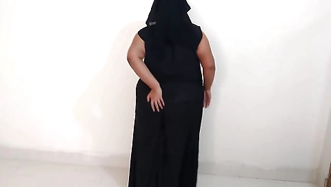 After Step father Went To Office, When The Stepmom Has Horny, The Stepson Satisfies Her By Fuck - Indian